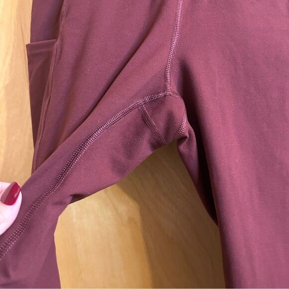 FENGBAY Women’s Maroon Leggings with Side Pockets, Size Small - Picture 5 of 5